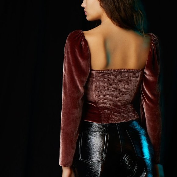 Aritzia Wilfred Novella Velvet Blouse - Picture 4 of 7